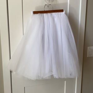 Women’s Small White Tulle Skirt
